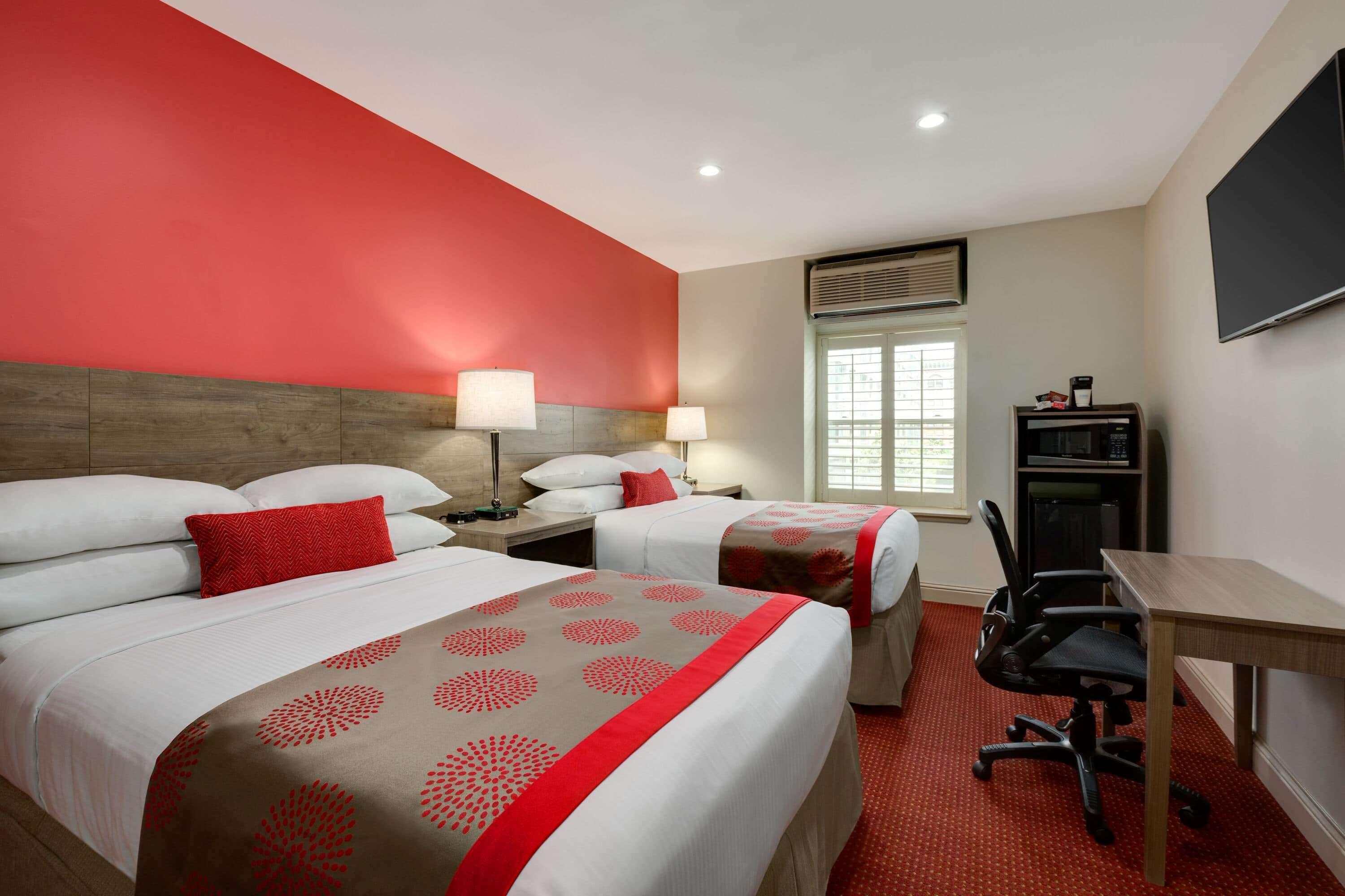 Ramada By Wyndham Oakland Downtown City Center Экстерьер фото