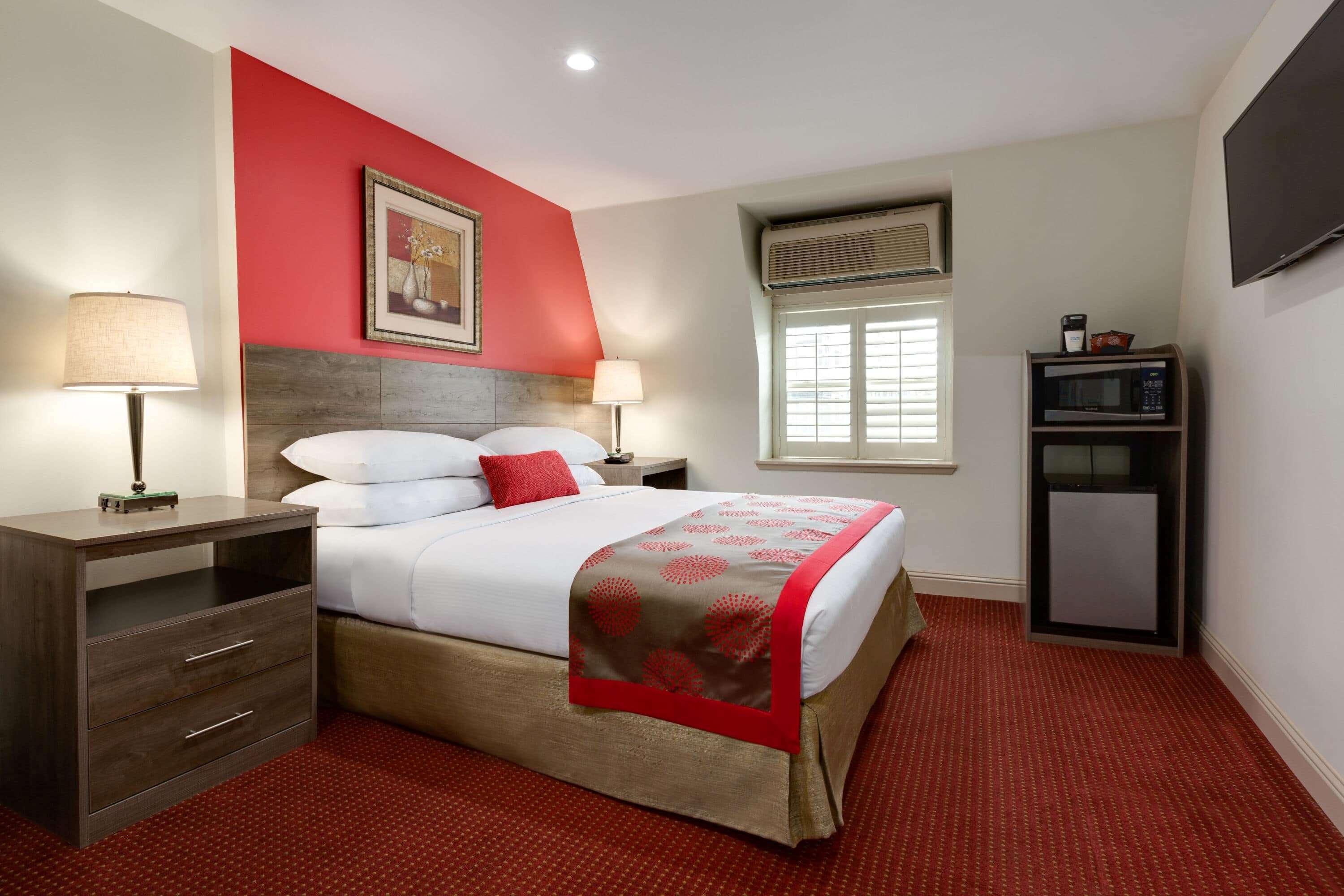 Ramada By Wyndham Oakland Downtown City Center Экстерьер фото