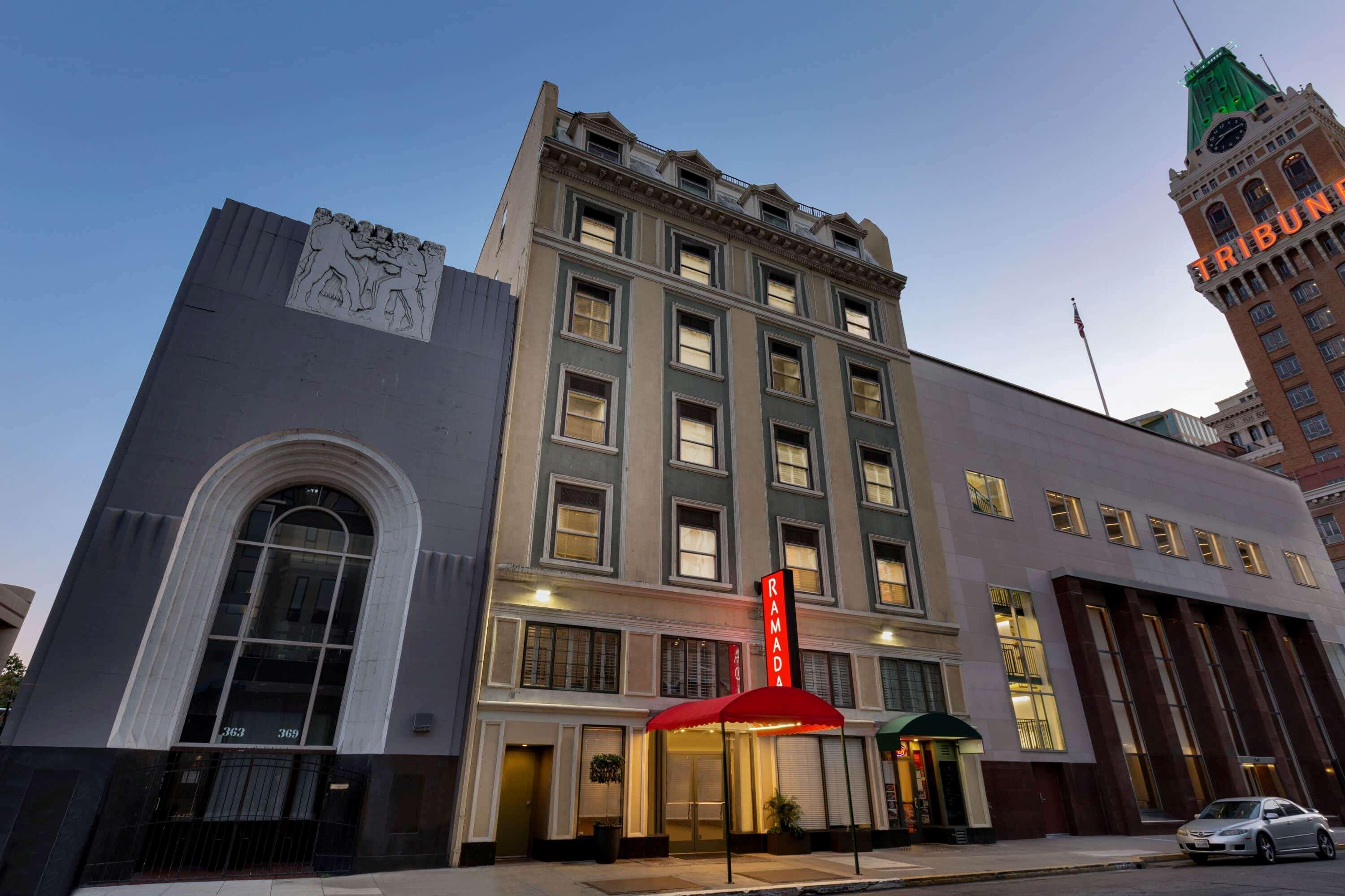 Ramada By Wyndham Oakland Downtown City Center Экстерьер фото