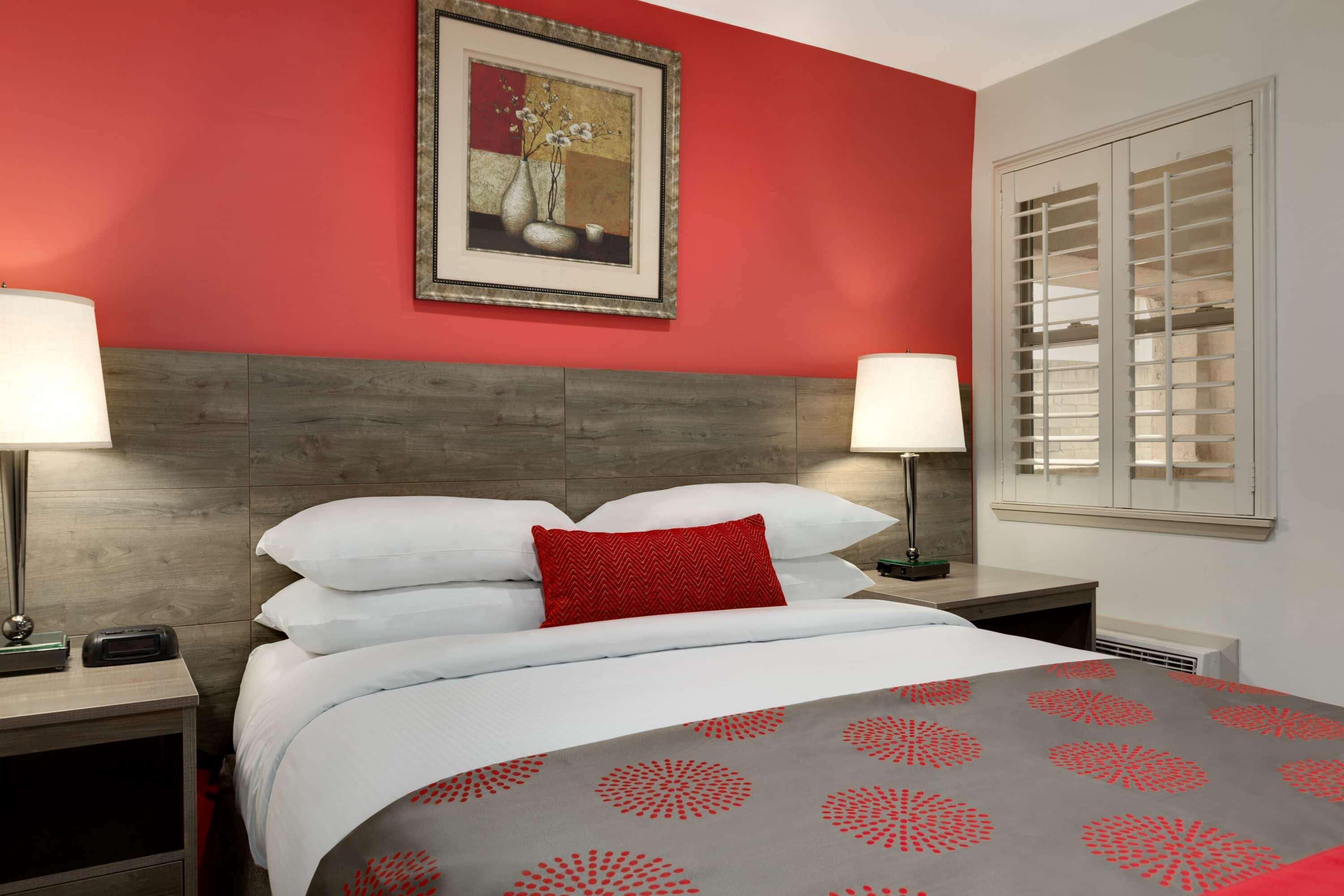 Ramada By Wyndham Oakland Downtown City Center Экстерьер фото