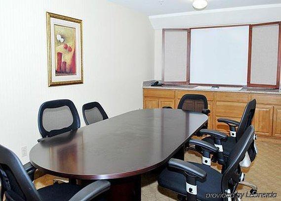 Ramada By Wyndham Oakland Downtown City Center Удобства фото
